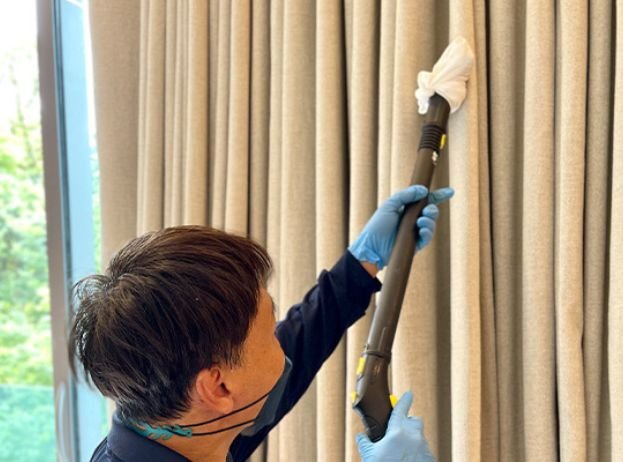 Curtain Deep Cleaning Experts in Dubai