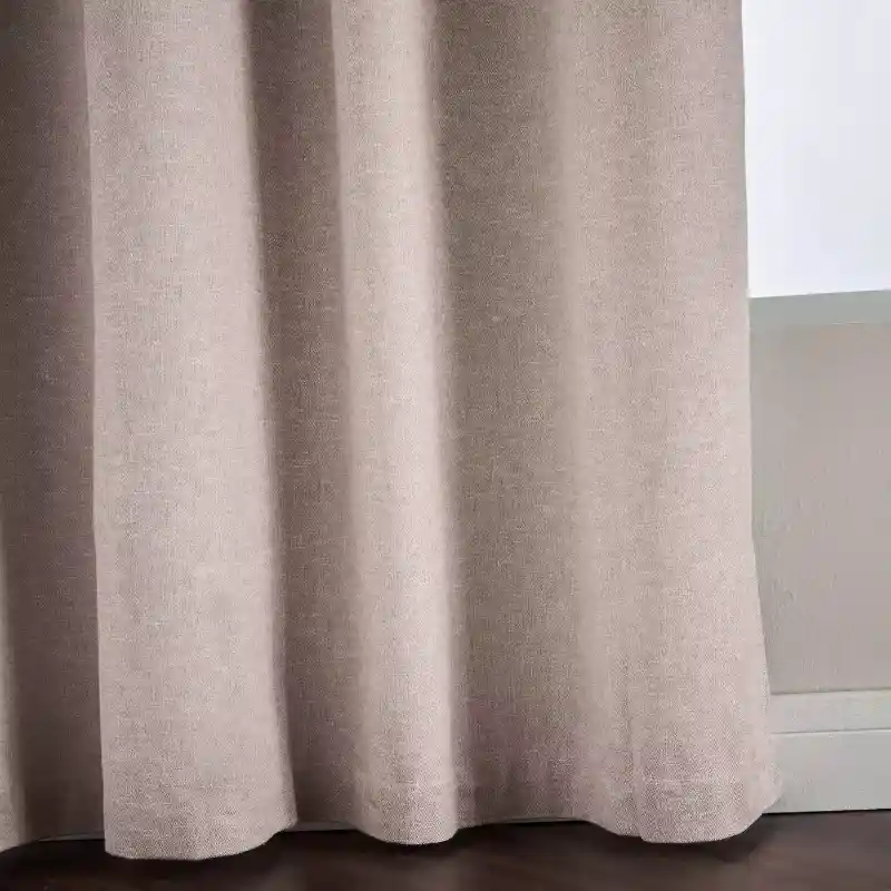 Kayleigh Curtain