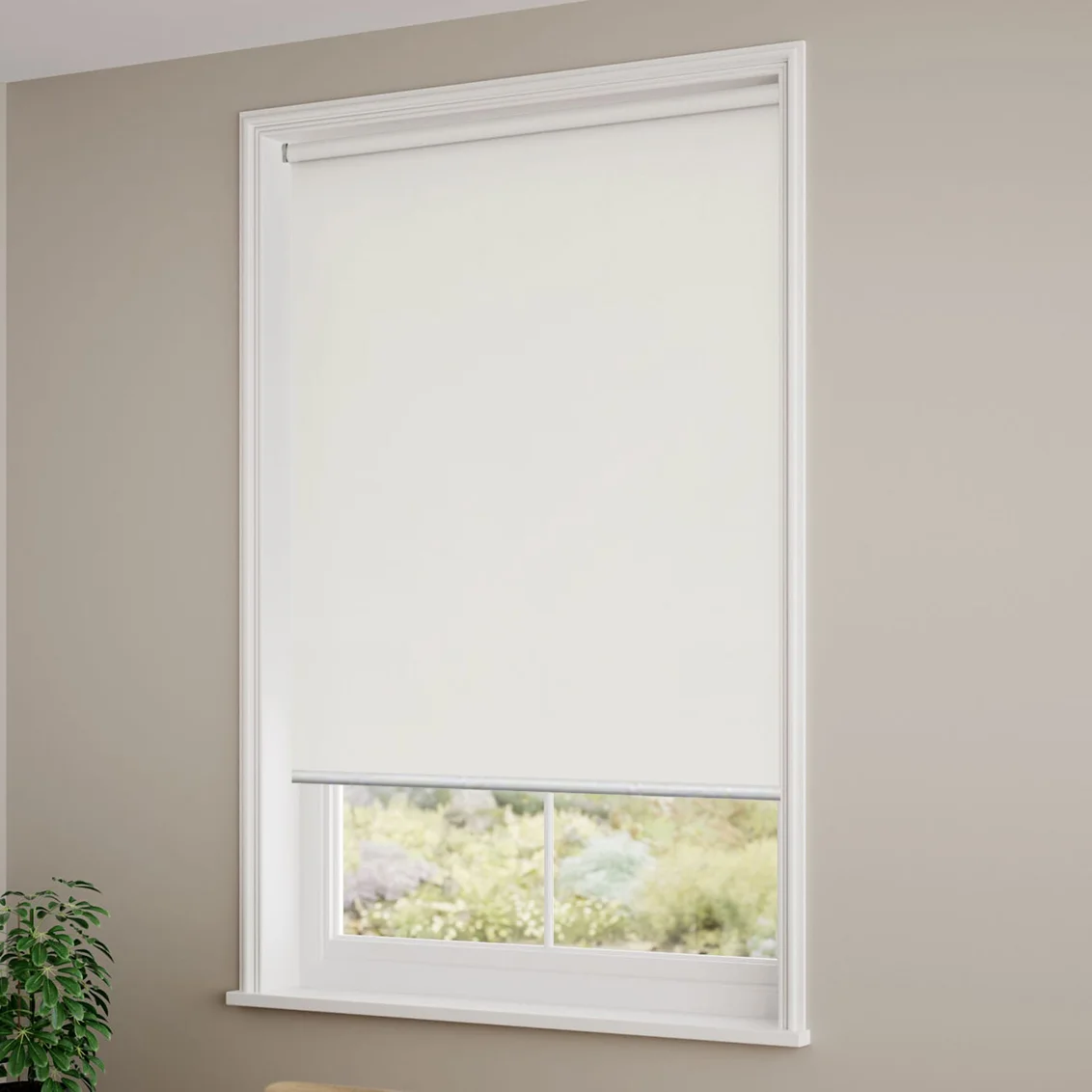 Blockout Sofia Vanilla Roller Blind
