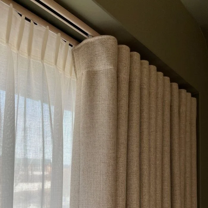 Quality curtain tracks installation services Dubai