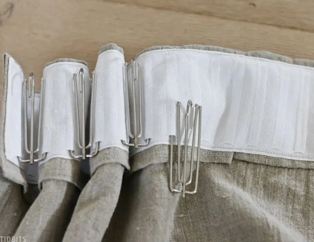 Adjustable curtain tape for stylish Dubai curtains